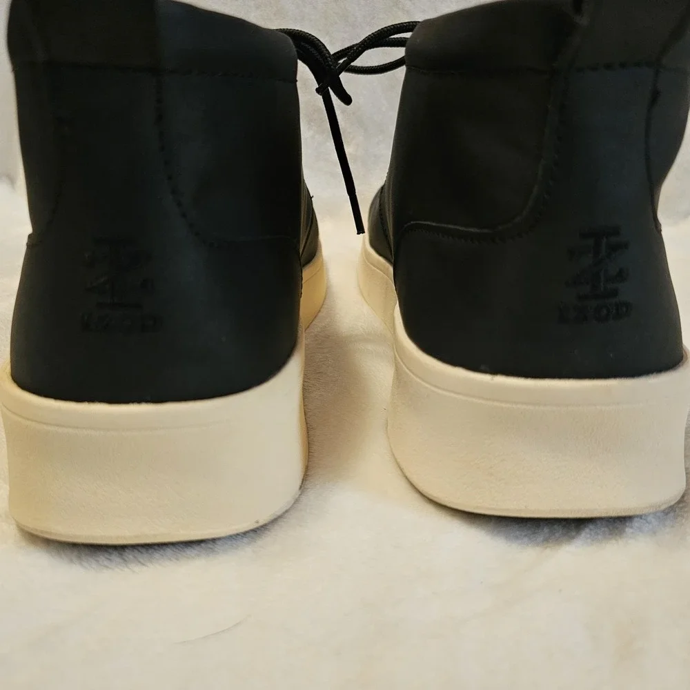 IZOD Men's Palmer Black Chukka Boots White Sole Size 12 M Used